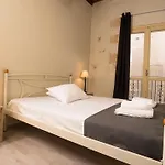بيت ضيافة Iliotropio Art
